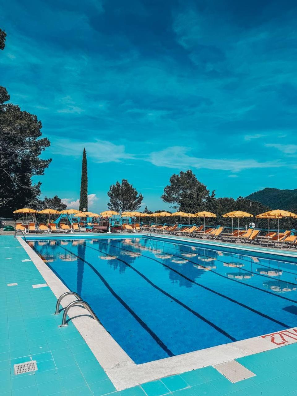 Camping C'Era Una Volta Villanova d'Albenga Exterior foto
